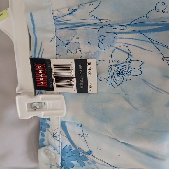 Bill Blass size 14 Capri, blue/white floral, nwt - Picture 2 of 7